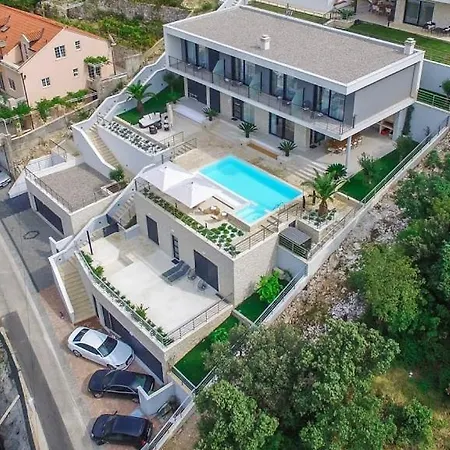 Toni * Zaton (Dubrovnik-Neretva)